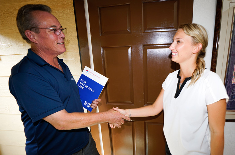 customer-greeting-surveyor-is-right