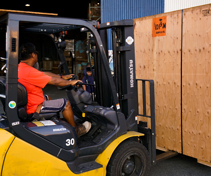 fork-lift-loading-liftvan-is-left