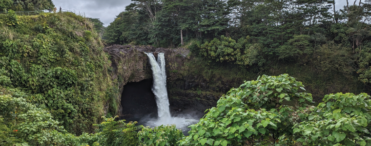 Hilo , Hawaii 2024.05.02. Rainbow waterfalls